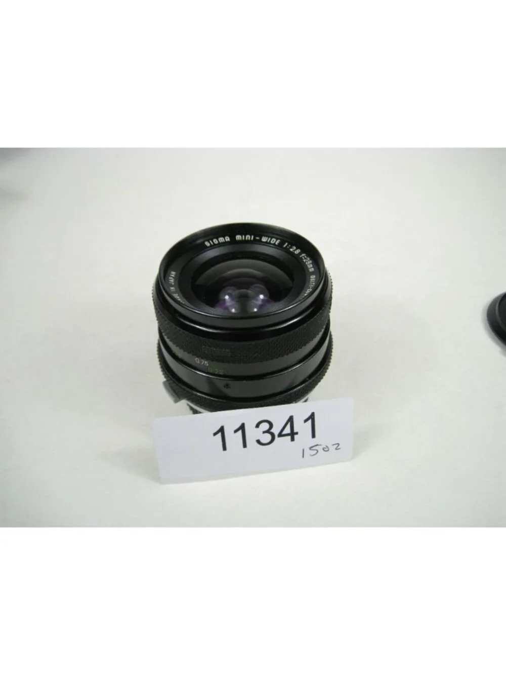 Sigma Mini-Wide Multi-Coated 28mm f/2.8 Lens Japan OLYMPUS OM Mount